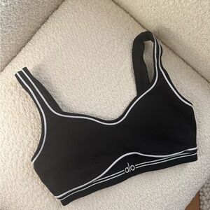 Alo Airbrush Heart Throb Bra